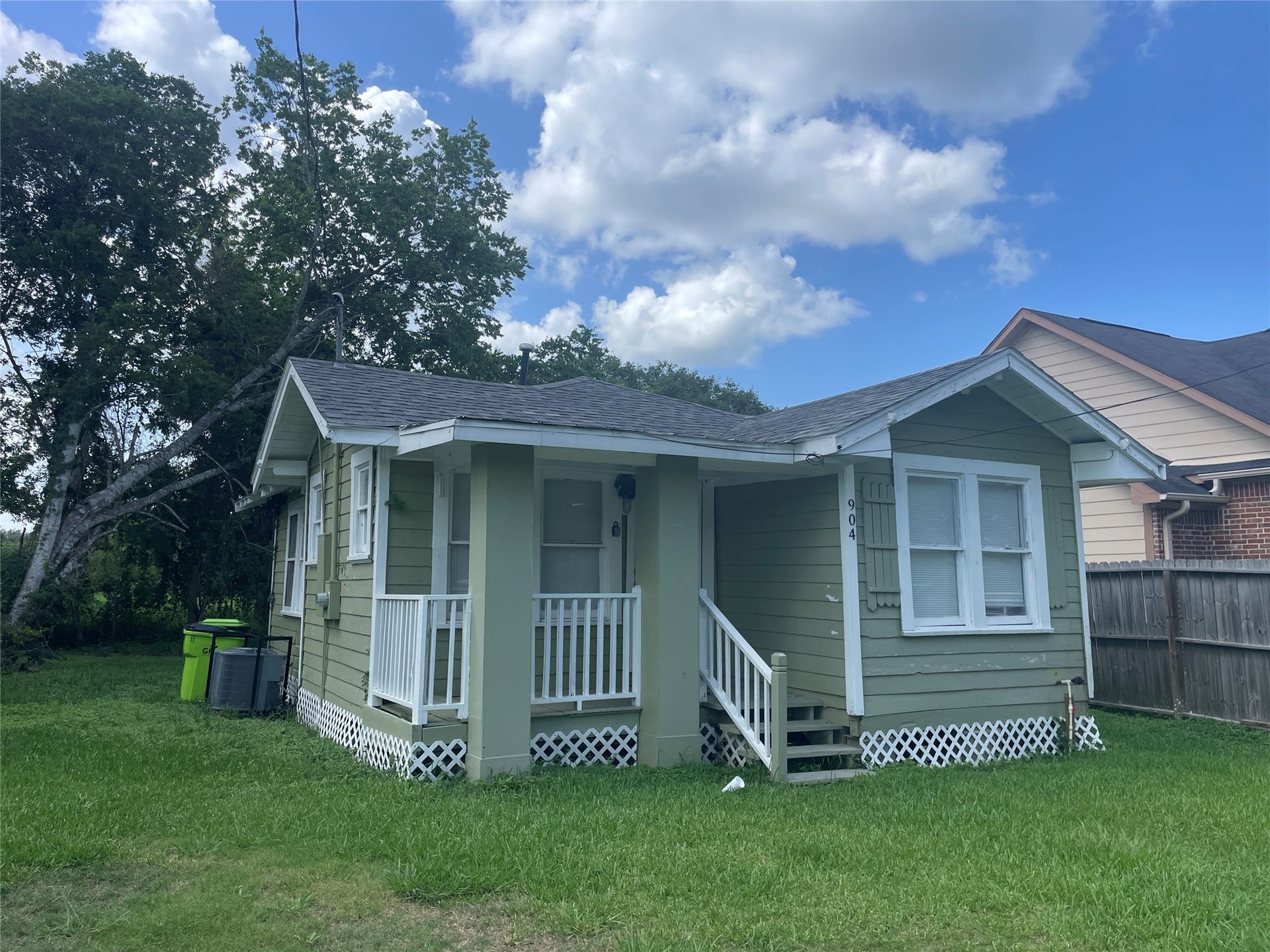 904 Fields Street, Richmond, TX 77469 904 Fields Street, Richmond, TX 77469