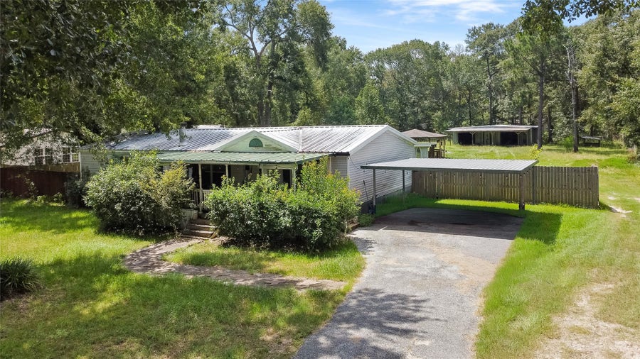 Property photo for 16412 Crockett Bend Drive, Conroe, TX