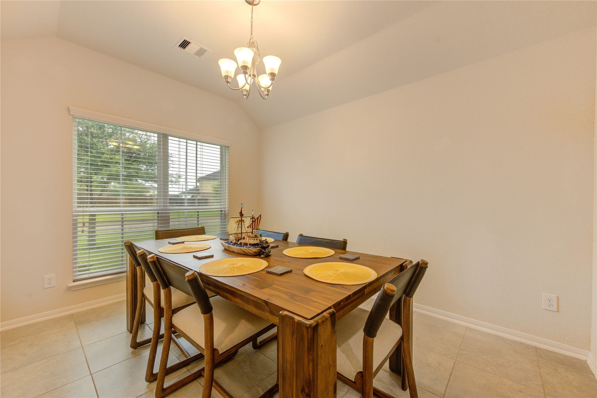 4614 Coopers Hill Trail, Rosenberg, TX 77471 4614 Coopers Hill Trail, Rosenberg, TX 77471