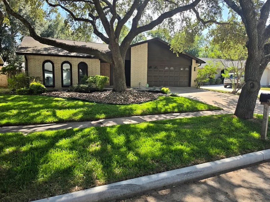 Property photo for 2103 Fall Meadow Drive, Missouri City, TX