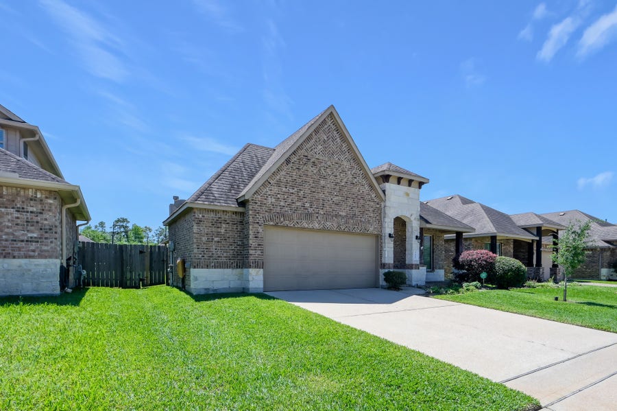 Property photo for 5615 Glenfield Spring Lane, Spring, TX