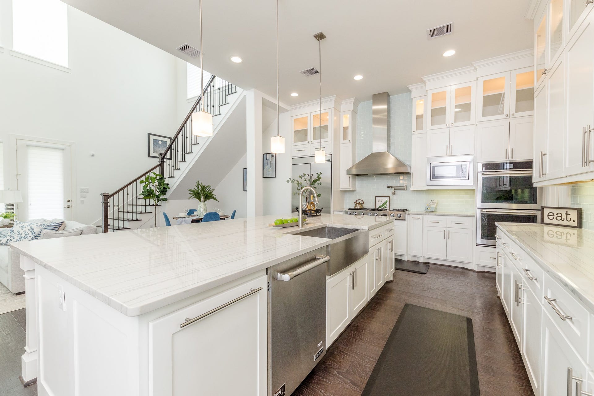 15323 Oyster Creek Lane SE, Sugar Land, TX 77478 15323 Oyster Creek Lane SE, Sugar Land, TX 77478