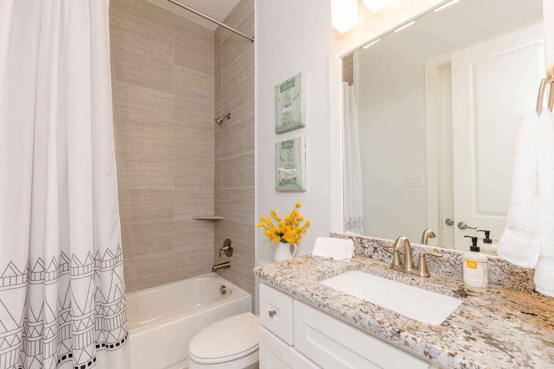 15323 Oyster Creek Lane SE, Sugar Land, TX 77478 15323 Oyster Creek Lane SE, Sugar Land, TX 77478