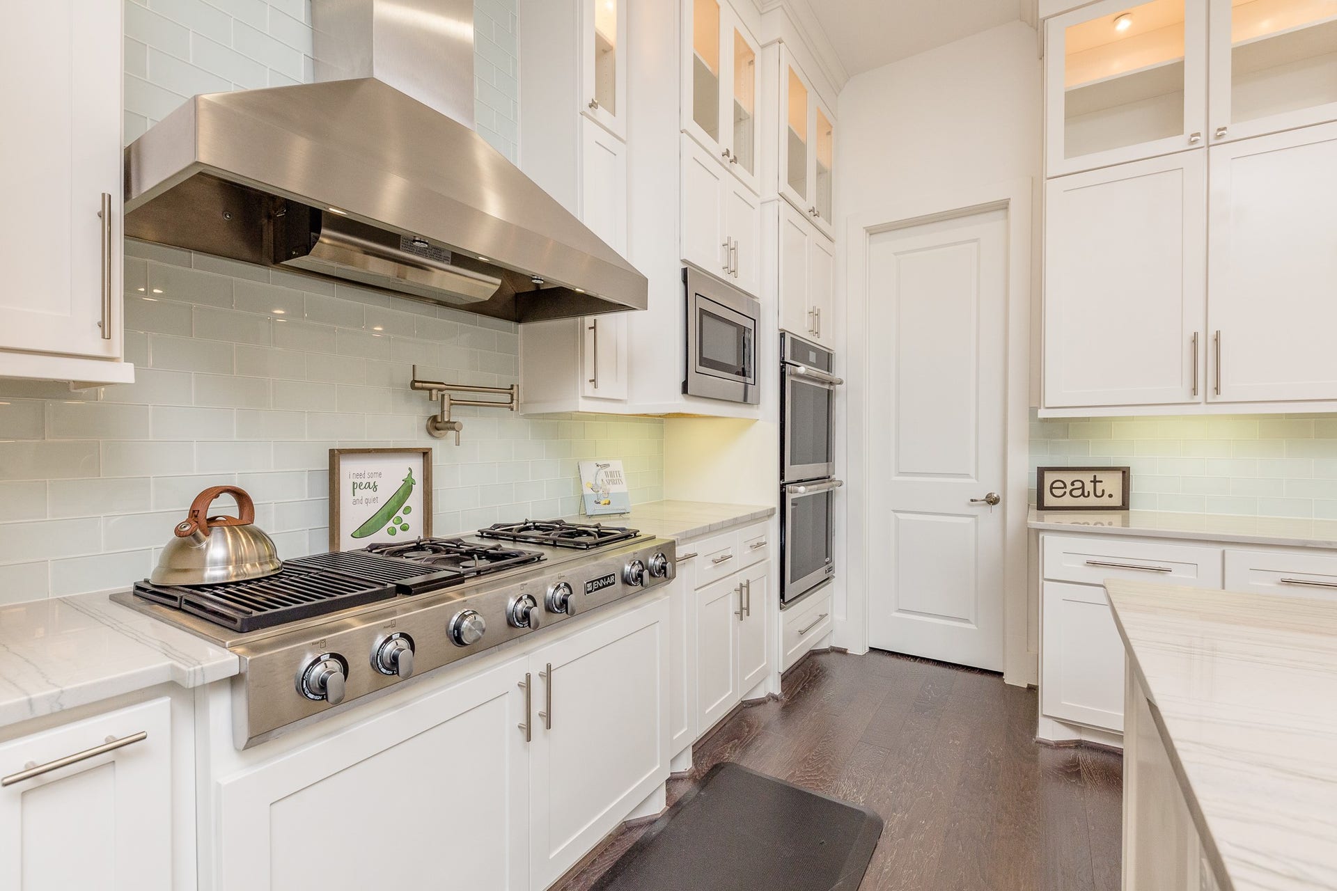 15323 Oyster Creek Lane SE, Sugar Land, TX 77478 15323 Oyster Creek Lane SE, Sugar Land, TX 77478