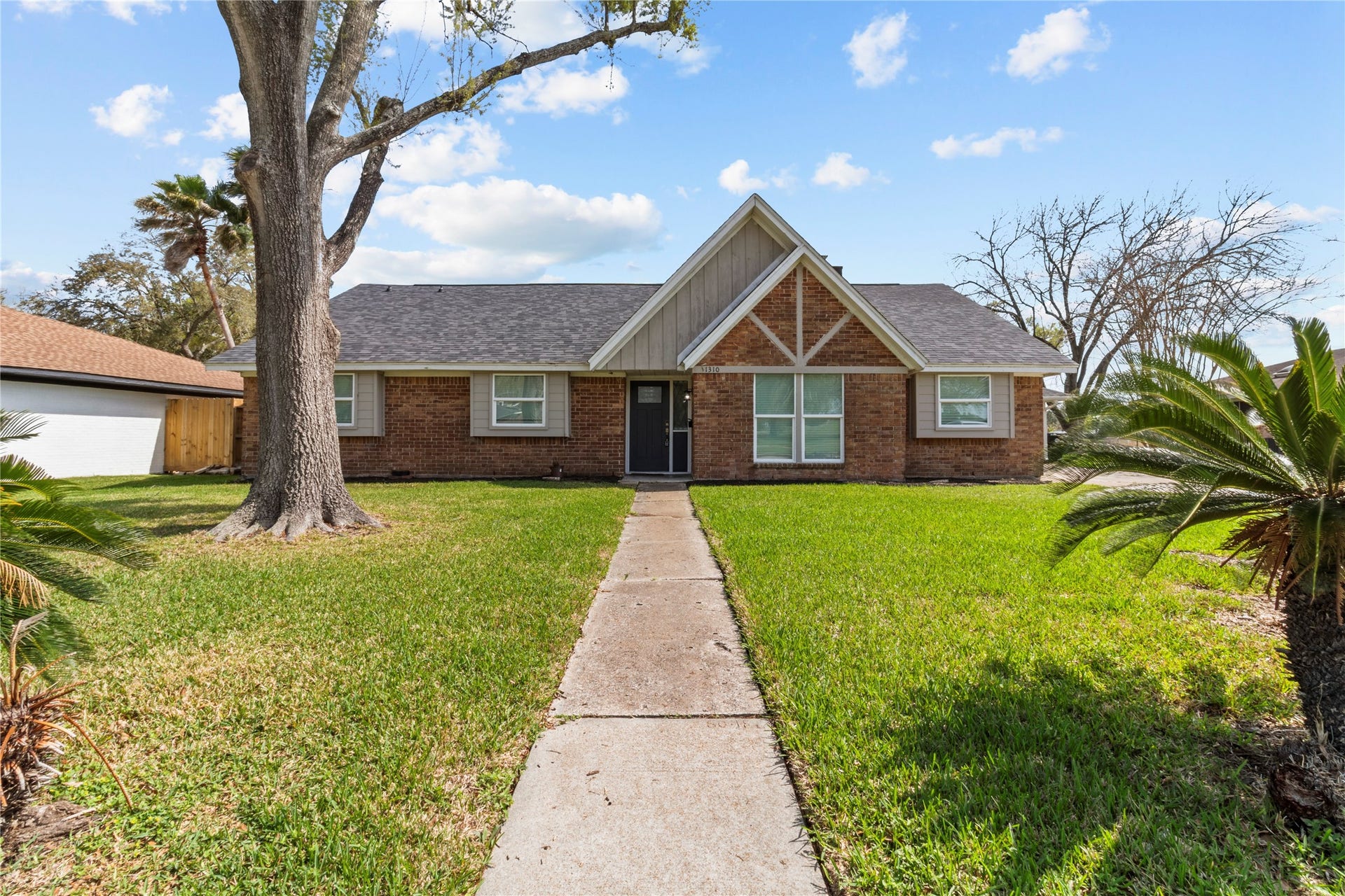 1310 El Dorado Boulevard, Houston, TX 77062 1310 El Dorado Boulevard, Houston, TX 77062