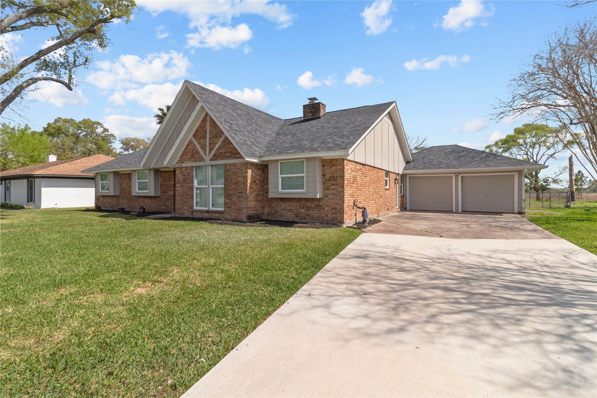 1310 El Dorado Boulevard, Houston, TX 77062 1310 El Dorado Boulevard, Houston, TX 77062