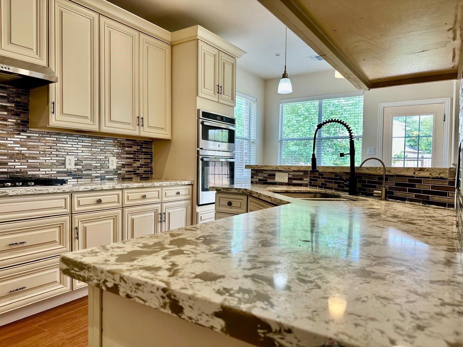 6115 Cypresswood Green Drive, Spring, TX 77373 6115 Cypresswood Green Drive, Spring, TX 77373