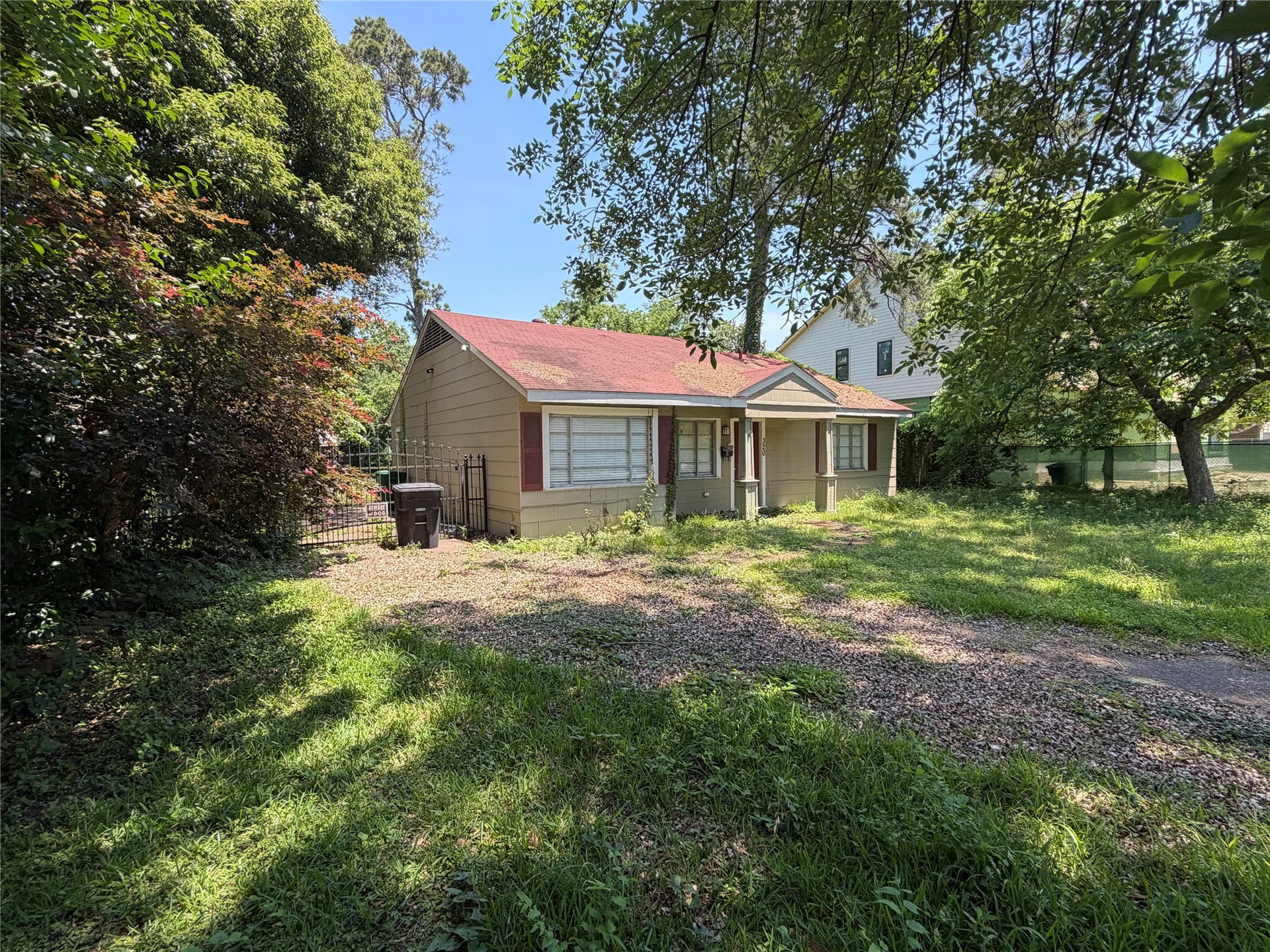 320 W 32nd Street, Houston, TX 77018 Current lot status