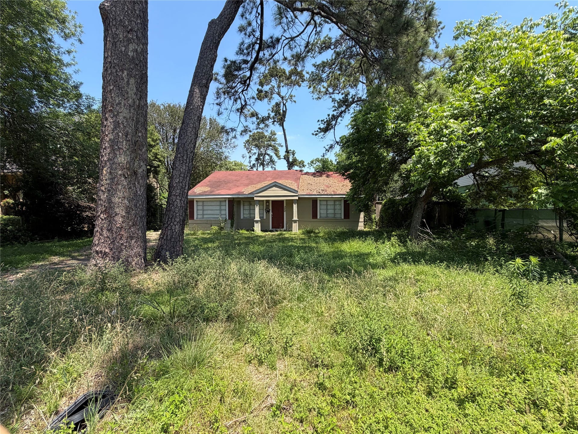 320 W 32nd Street, Houston, TX 77018 Current lot status