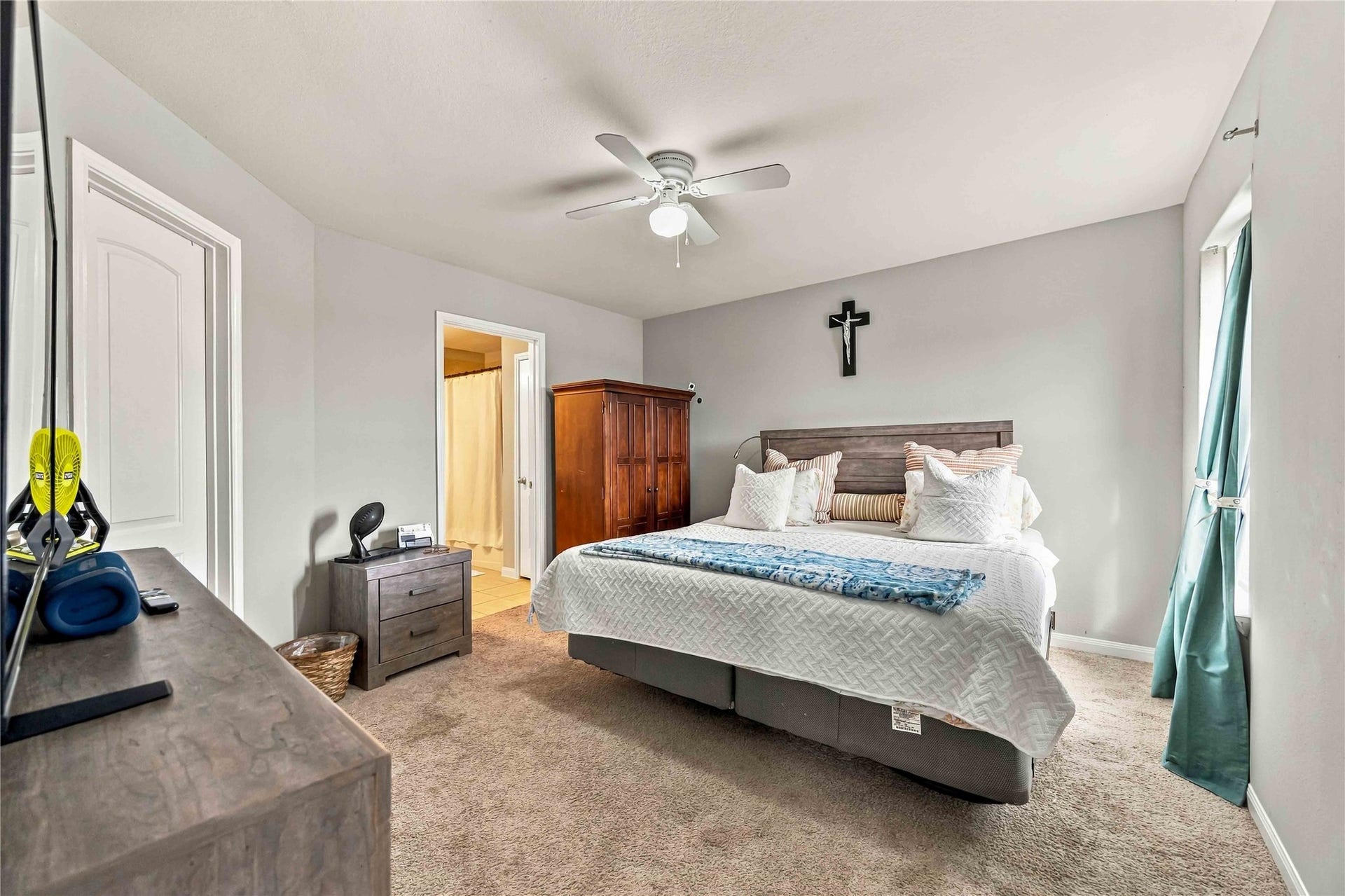9415 Grand Spark Drive, Rosharon, TX 77583 9415 Grand Spark Drive, Rosharon, TX 77583