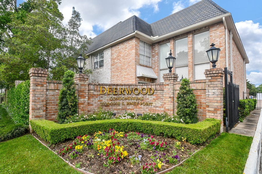 Property photo for 2230 S Piney Point Road, #221, Houston, TX