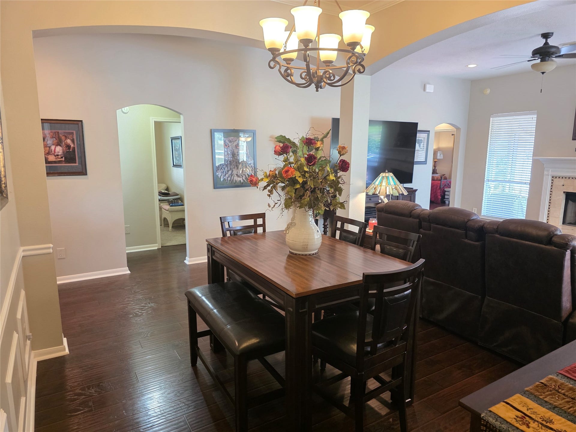 220 April Waters Drive W, Montgomery, TX 77356 Another view of the dining area