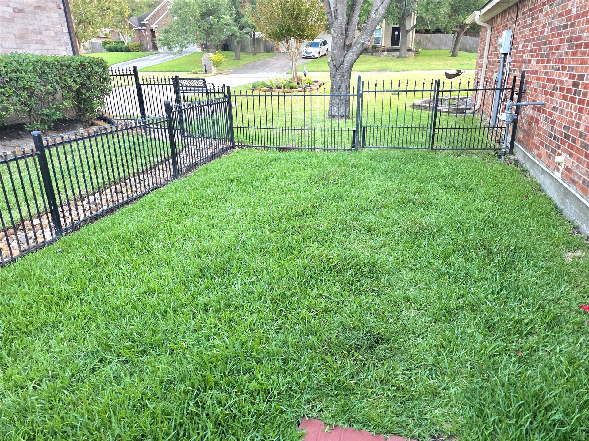 220 April Waters Drive W, Montgomery, TX 77356 Nice fenced in side yard in case you have a fur baby!