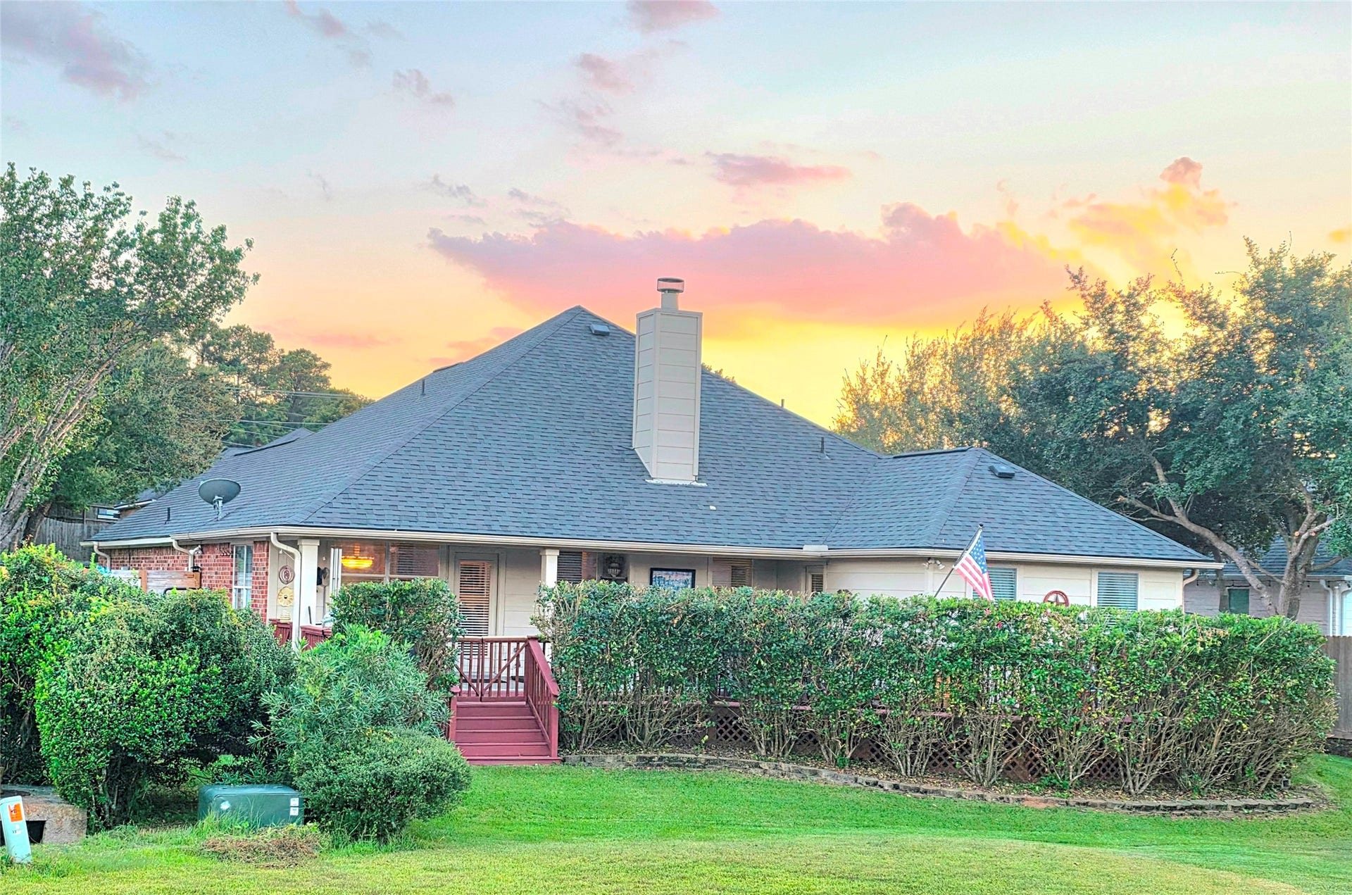 220 April Waters Drive W, Montgomery, TX 77356 Rear view of the home! There are beautiful sunsets to be enjoyed from the home's prime location