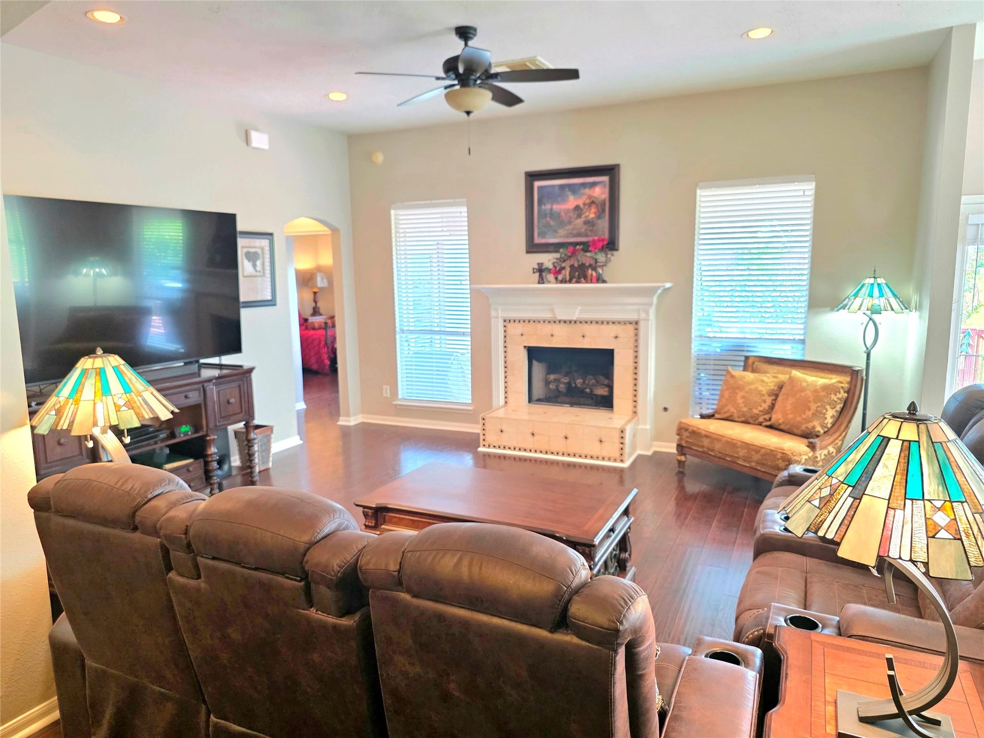 220 April Waters Drive W, Montgomery, TX 77356 Very open floor plan