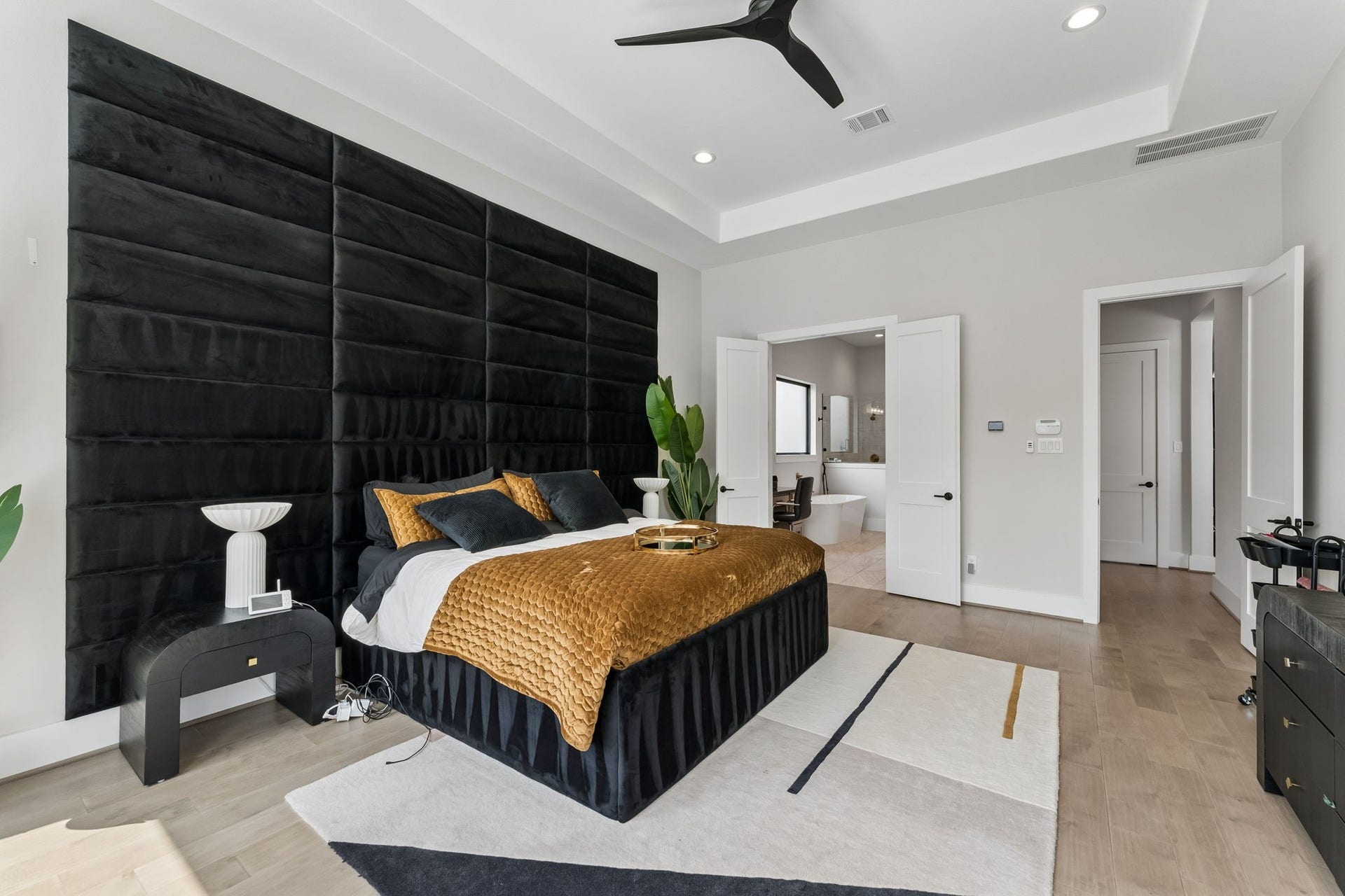 10110 Mariner Oaks Drive, Missouri City, TX 77459 10110 Mariner Oaks Drive, Missouri City, TX 77459