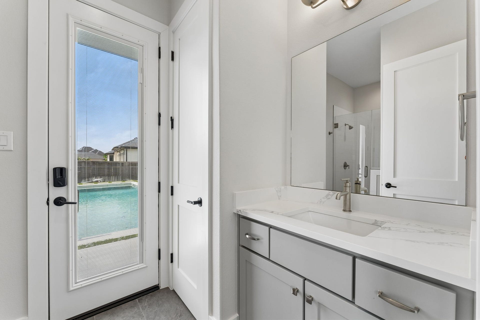 10110 Mariner Oaks Drive, Missouri City, TX 77459 10110 Mariner Oaks Drive, Missouri City, TX 77459