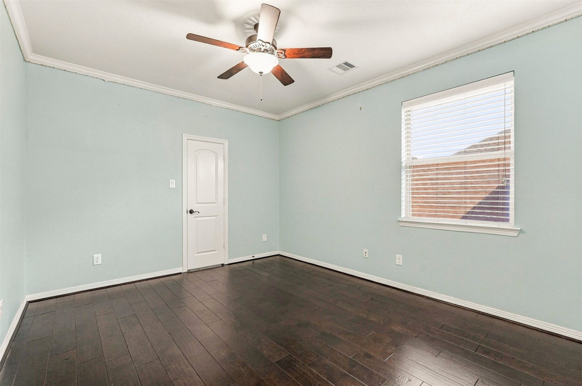 6315 Logan Creek Lane, Sugar Land, TX 77479 6315 Logan Creek Lane, Sugar Land, TX 77479