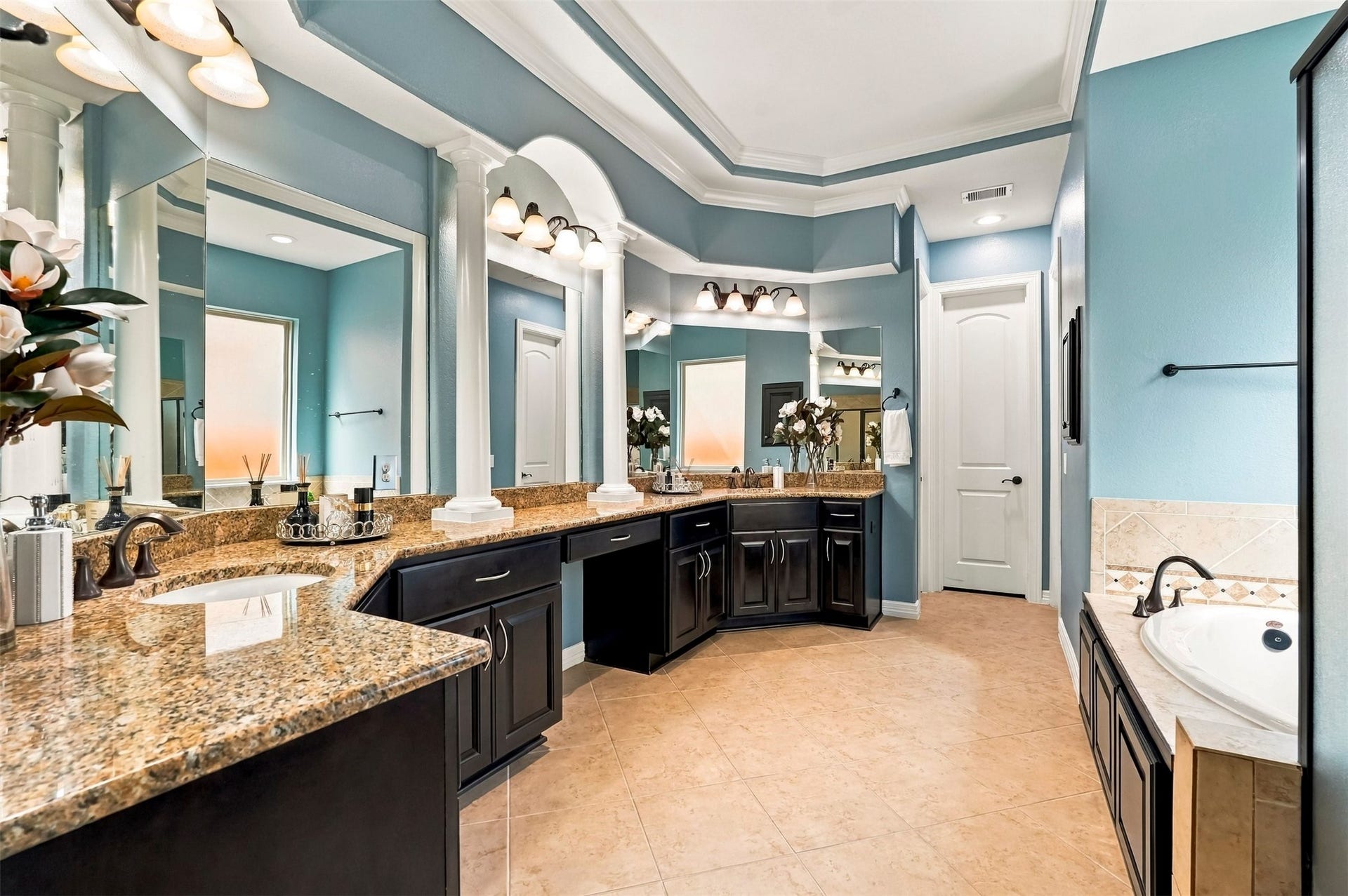 6315 Logan Creek Lane, Sugar Land, TX 77479 6315 Logan Creek Lane, Sugar Land, TX 77479
