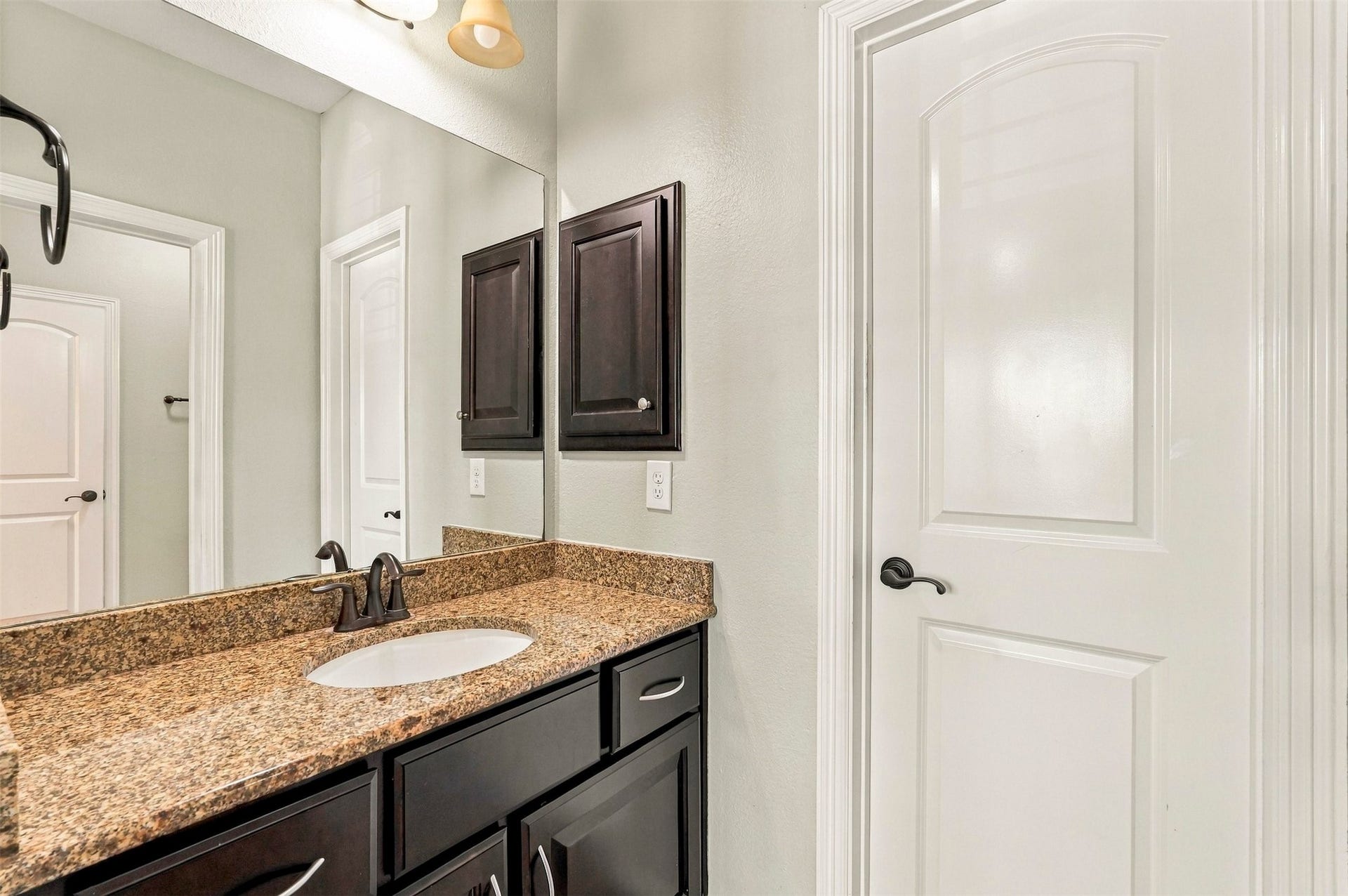 6315 Logan Creek Lane, Sugar Land, TX 77479 6315 Logan Creek Lane, Sugar Land, TX 77479