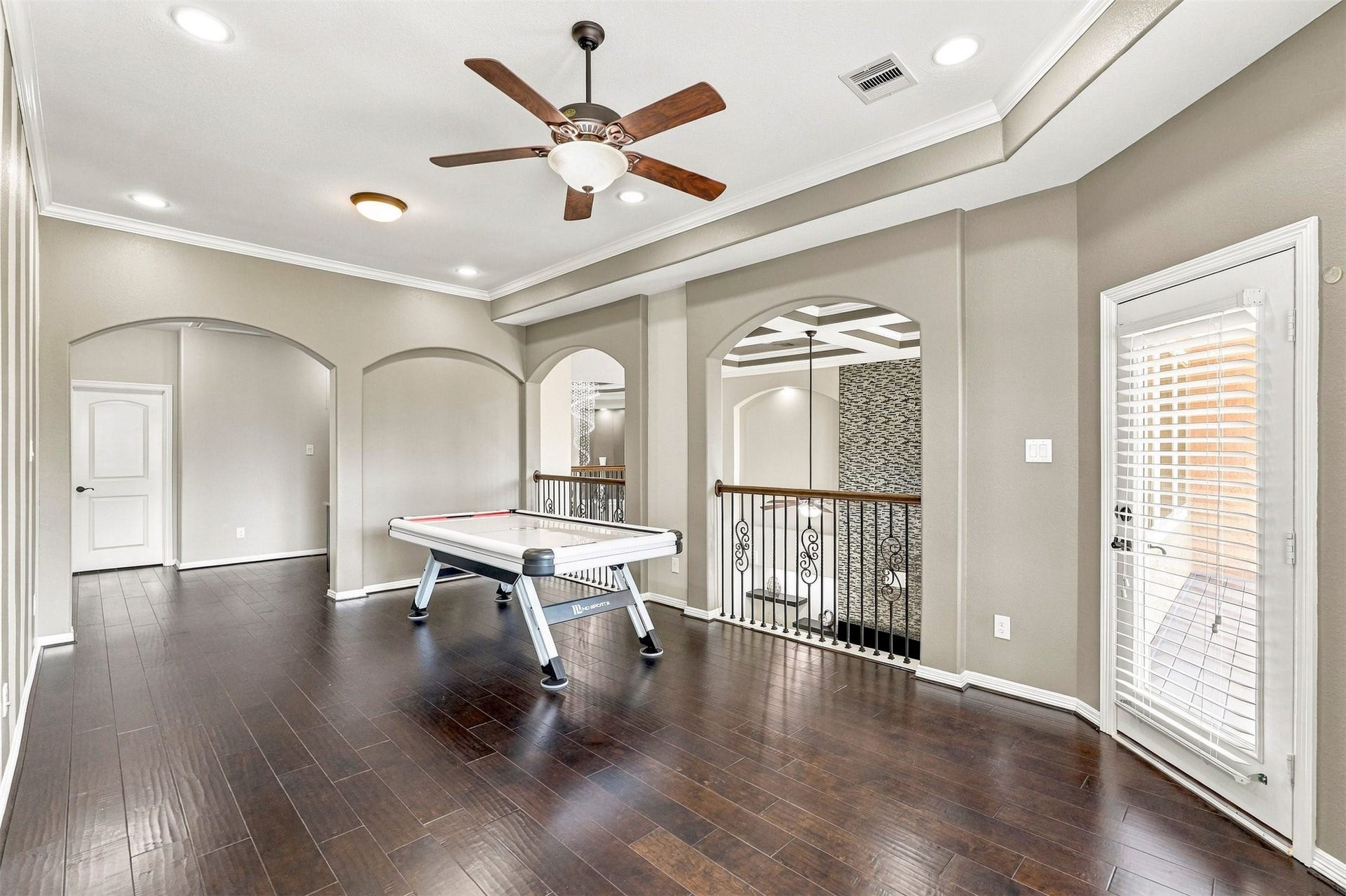 6315 Logan Creek Lane, Sugar Land, TX 77479 6315 Logan Creek Lane, Sugar Land, TX 77479