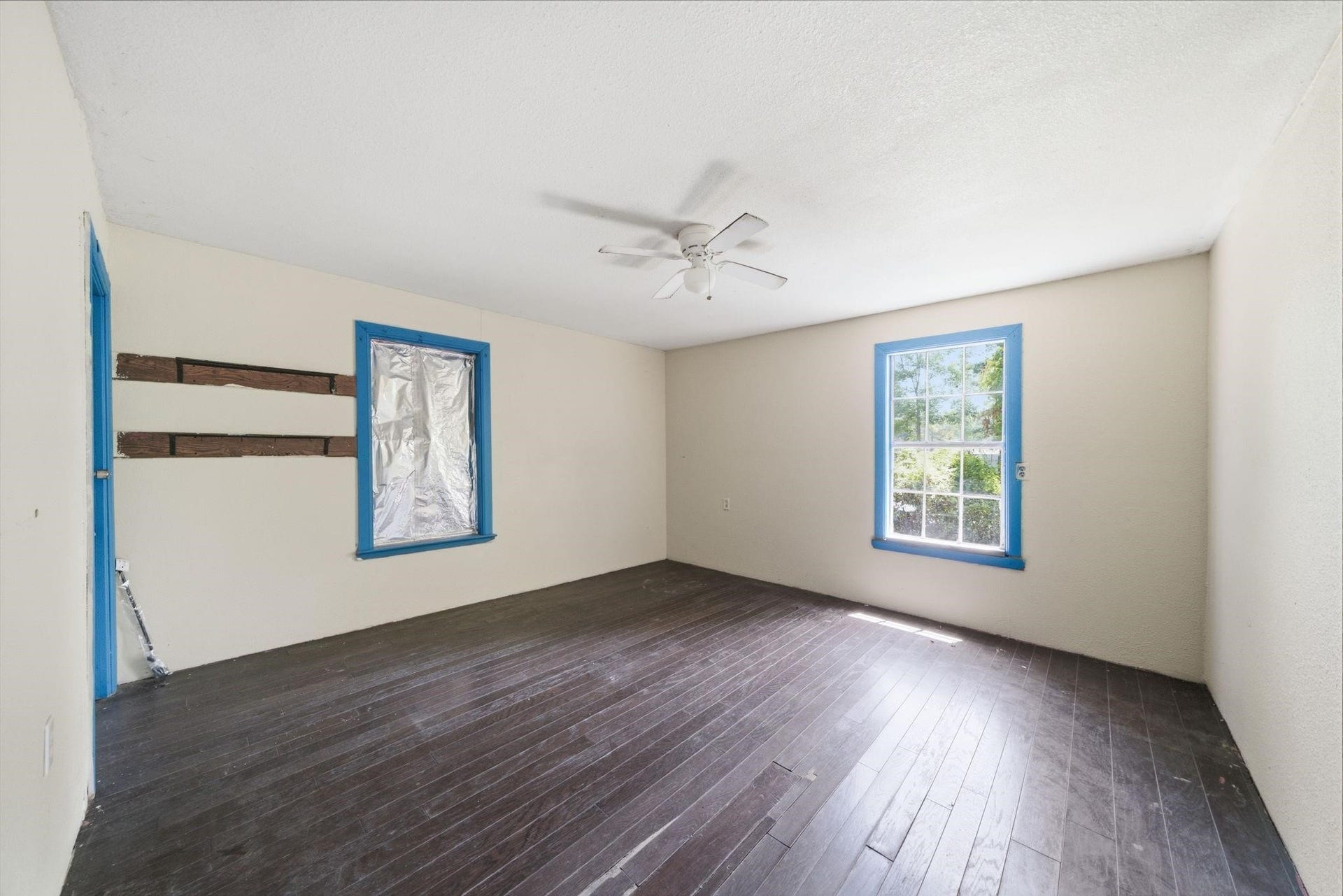 26730 Lantern Lane, New Caney, TX 77357