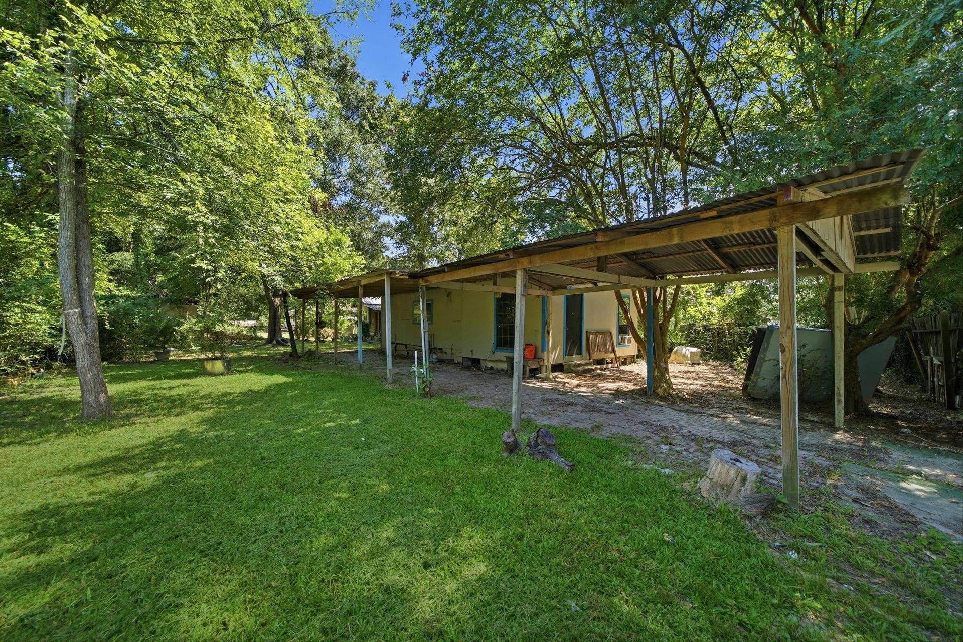 26730 Lantern Lane, New Caney, TX 77357