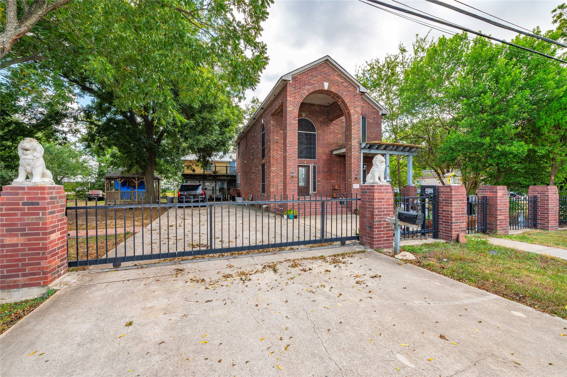 12422 Almeda Genoa Road, Houston, TX 77034