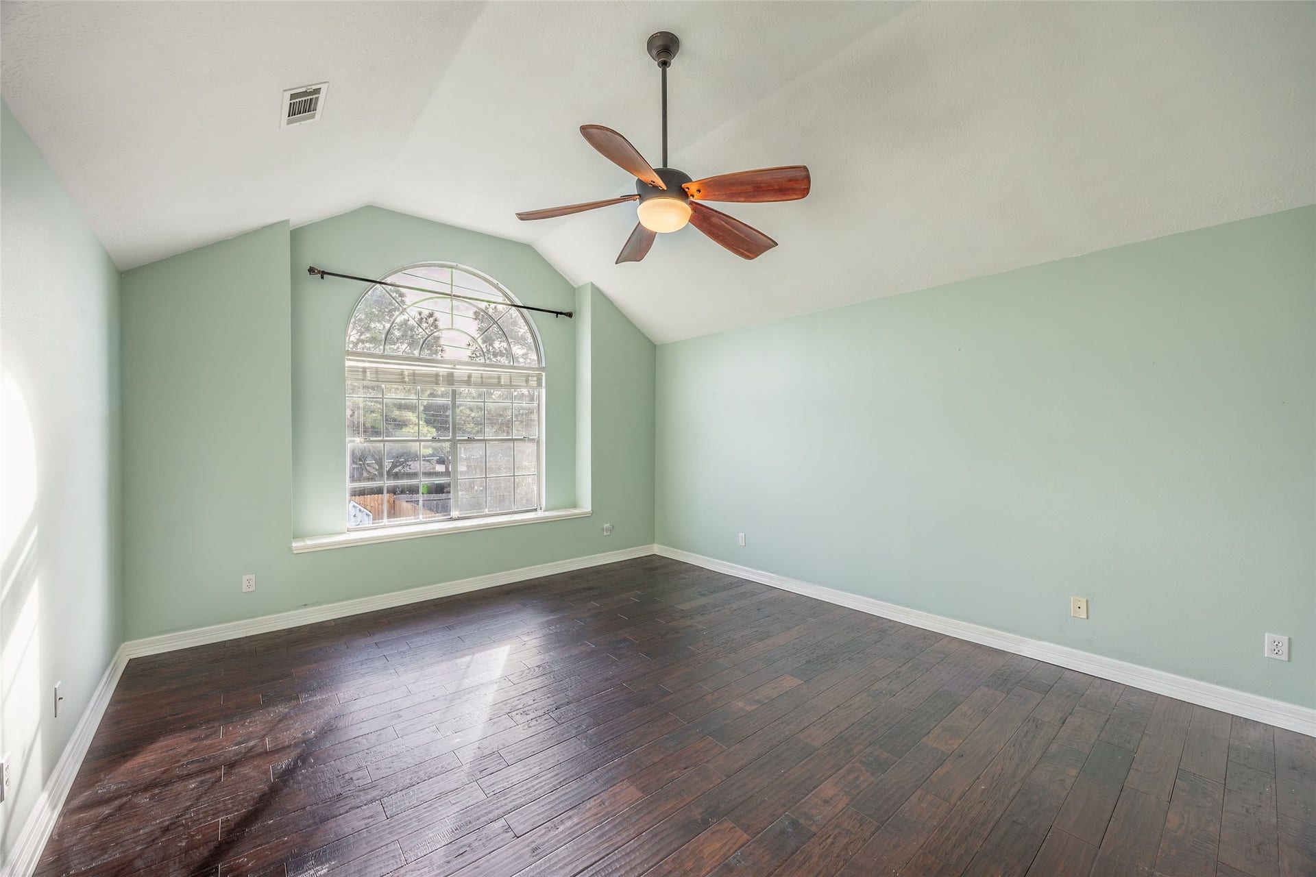 7222 Hazel Cove Drive, Houston, TX 77095 7222 Hazel Cove Drive, Houston, TX 77095