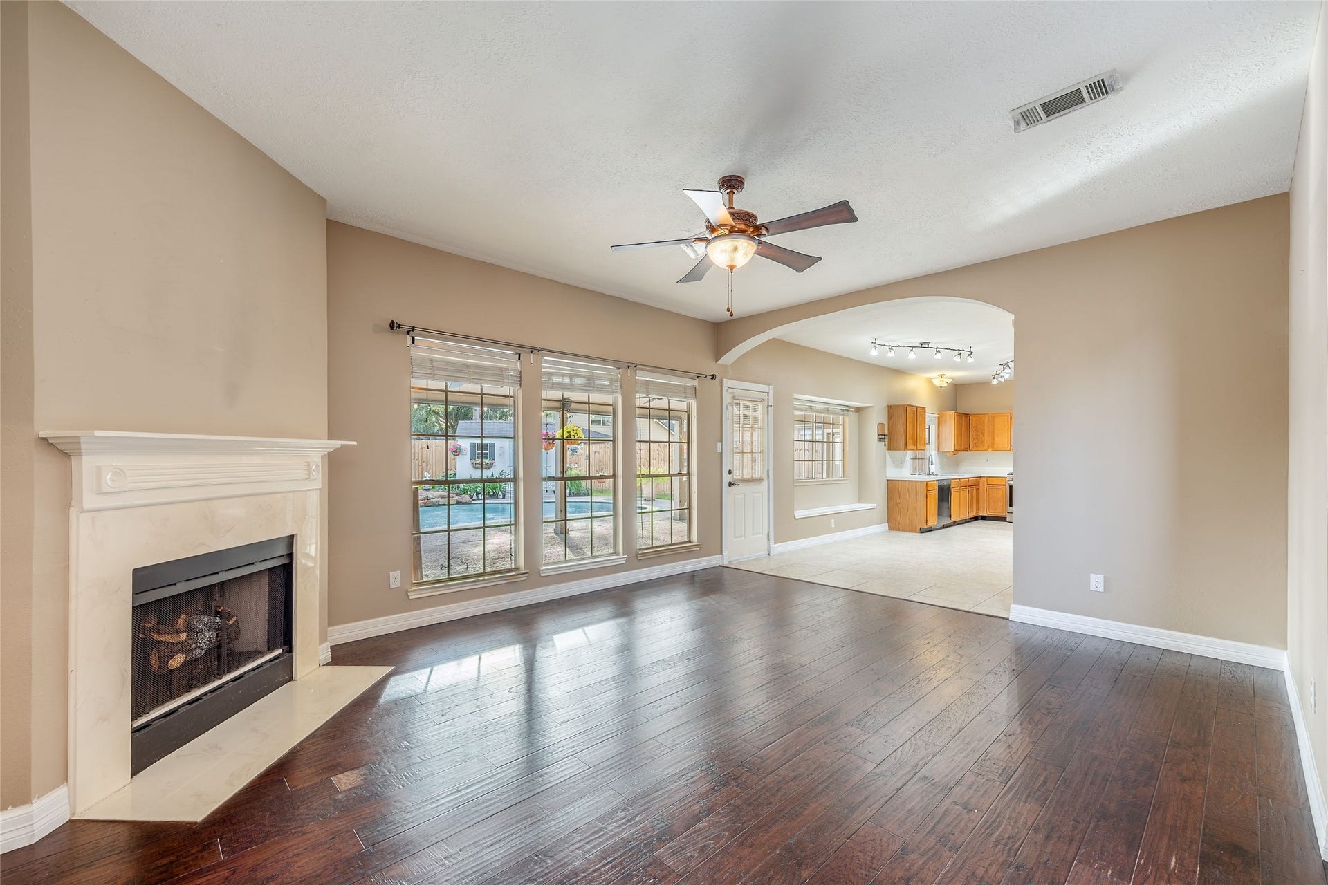 7222 Hazel Cove Drive, Houston, TX 77095 7222 Hazel Cove Drive, Houston, TX 77095