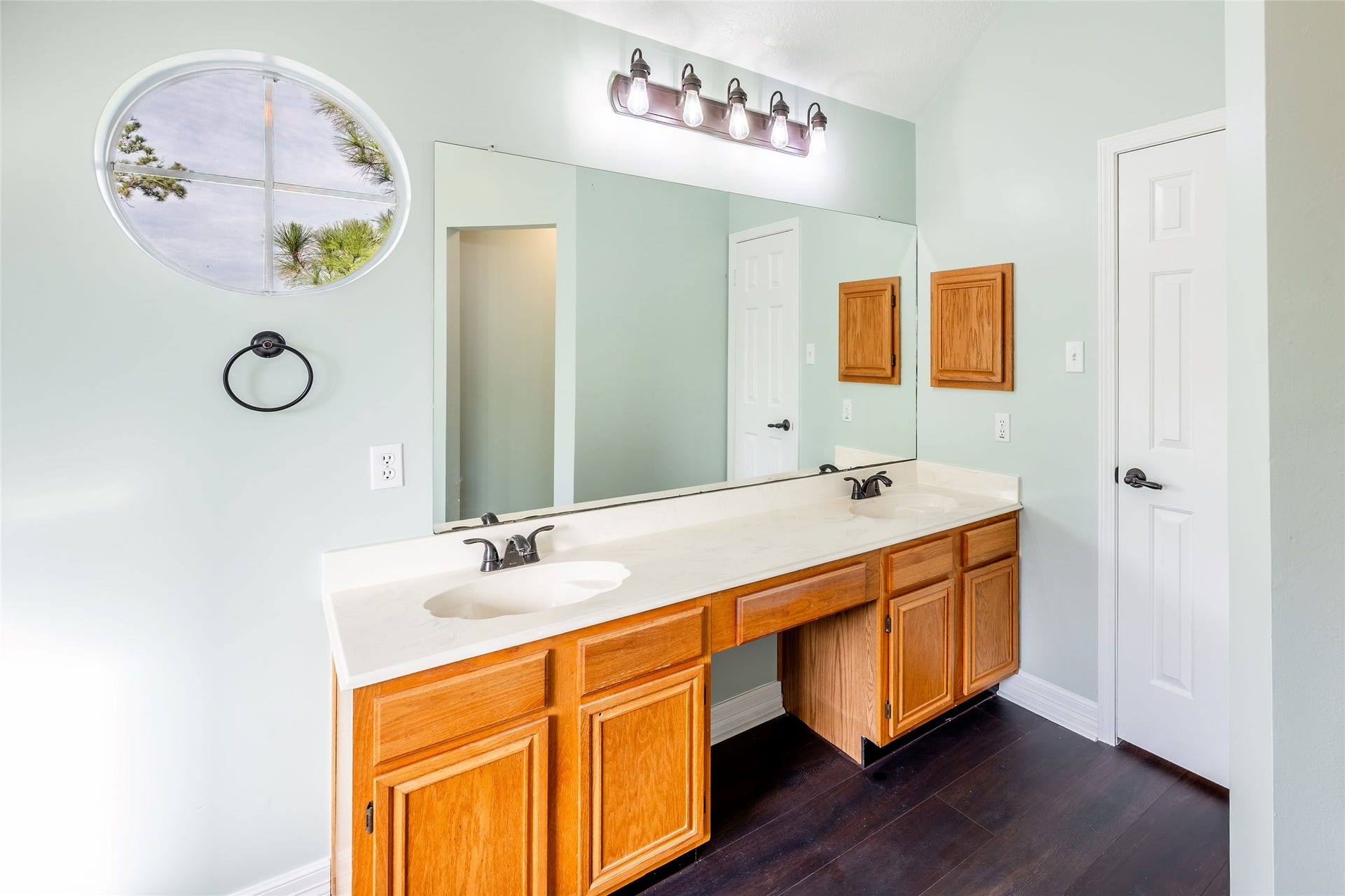 7222 Hazel Cove Drive, Houston, TX 77095 7222 Hazel Cove Drive, Houston, TX 77095