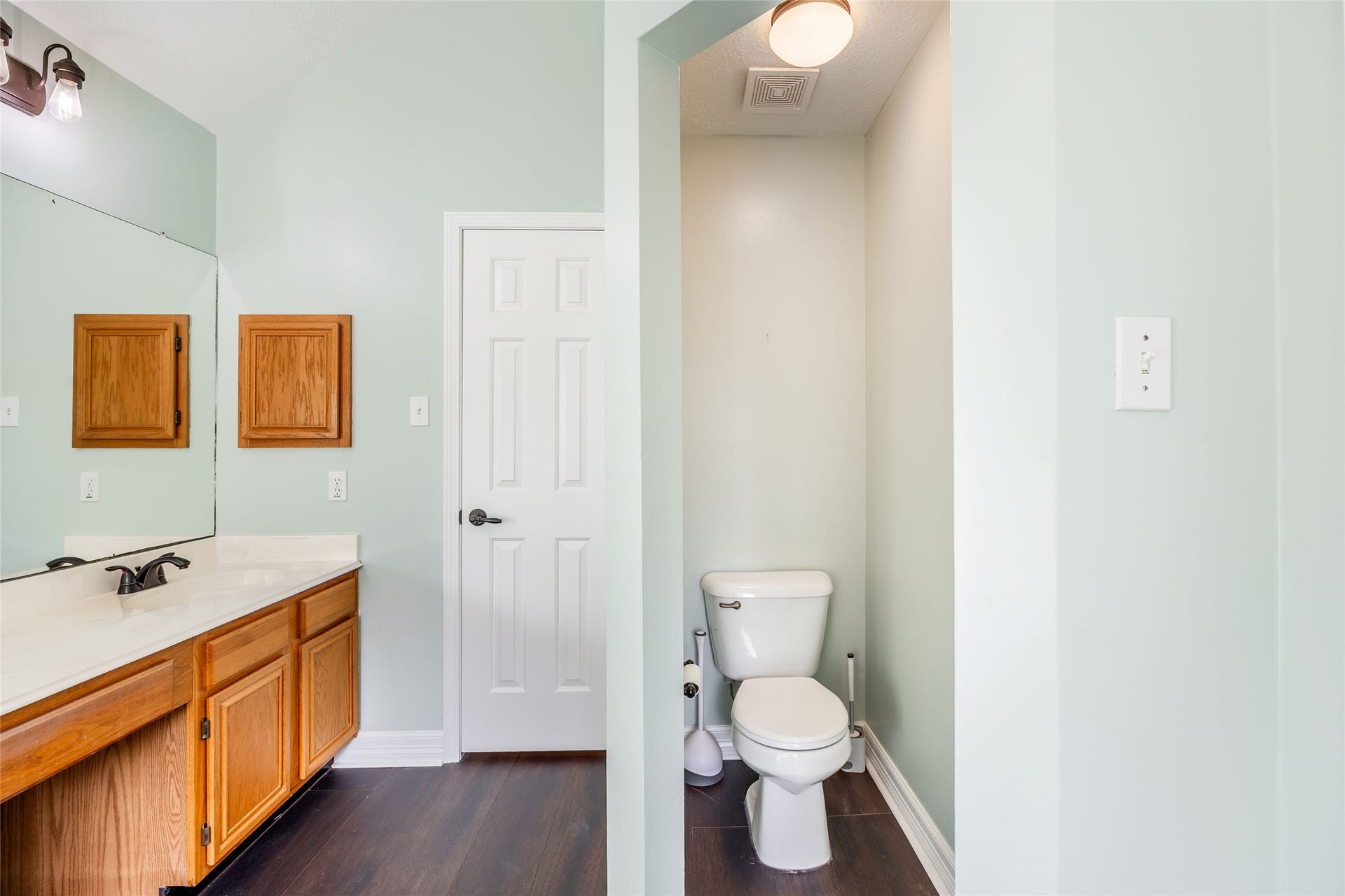 7222 Hazel Cove Drive, Houston, TX 77095 7222 Hazel Cove Drive, Houston, TX 77095