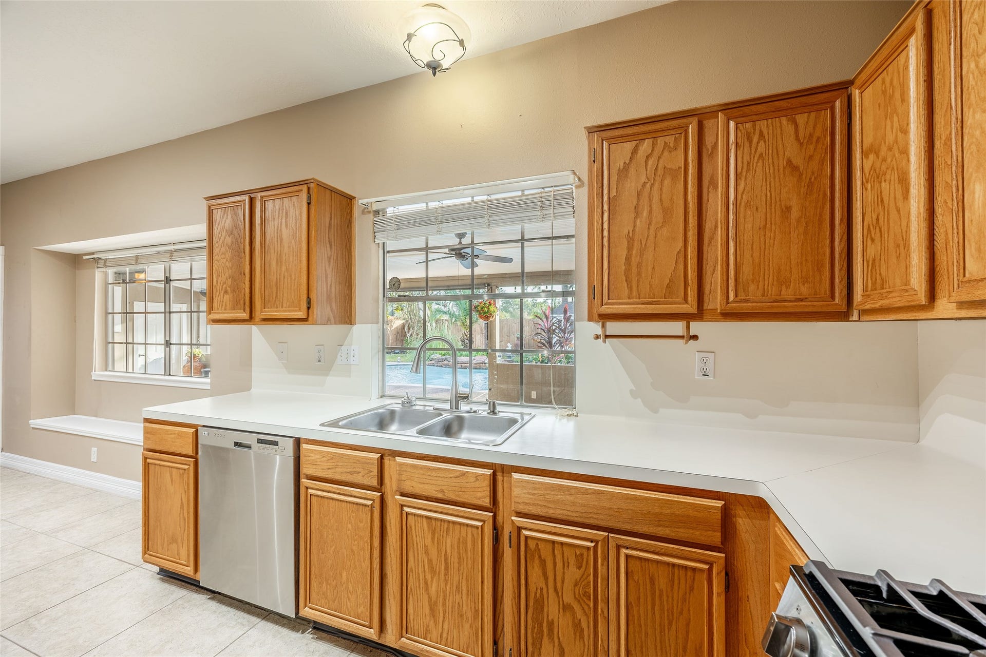 7222 Hazel Cove Drive, Houston, TX 77095 7222 Hazel Cove Drive, Houston, TX 77095