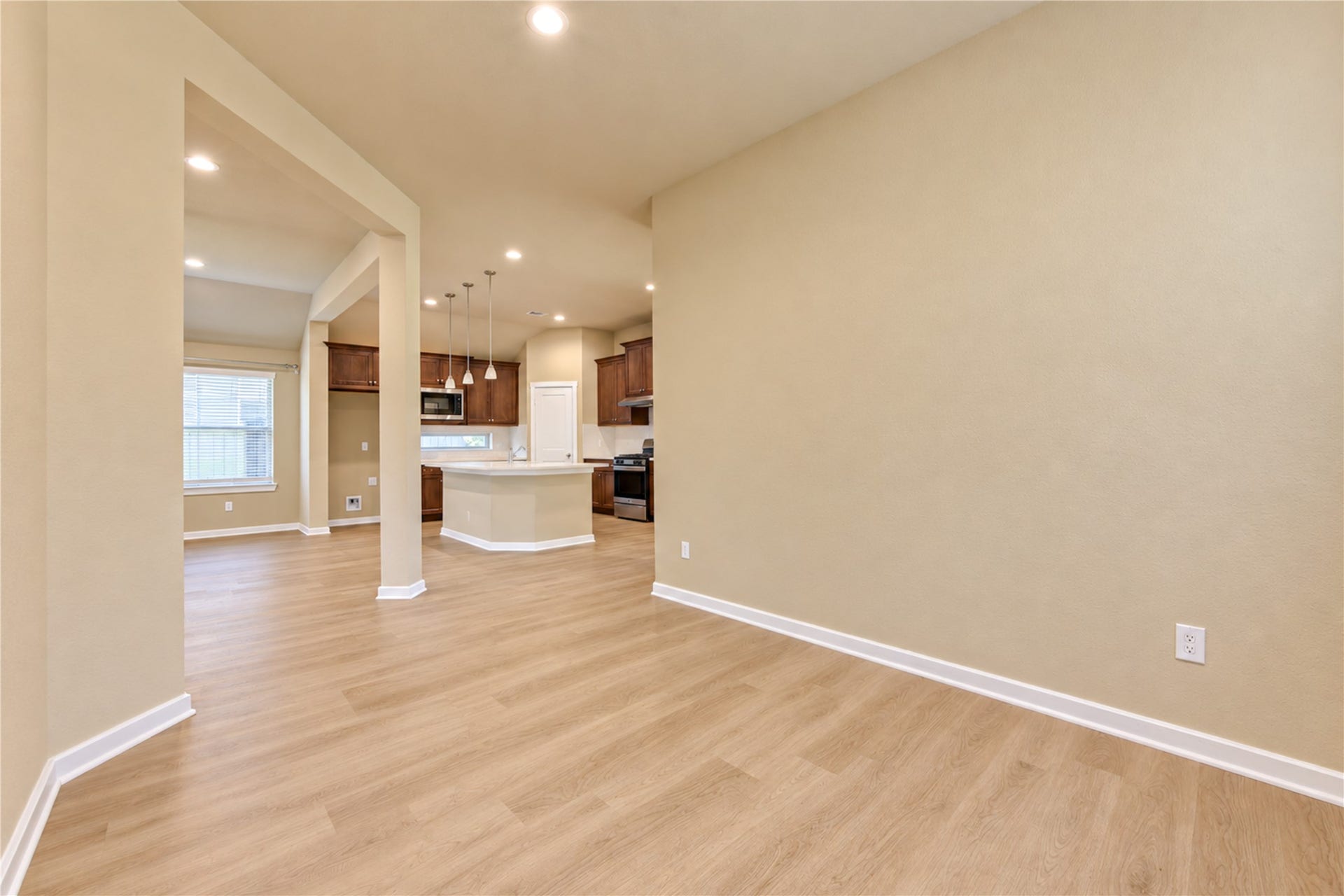 10147 Bayou Oaks Drive, Conroe, TX 77385 10147 Bayou Oaks Drive, Conroe, TX 77385