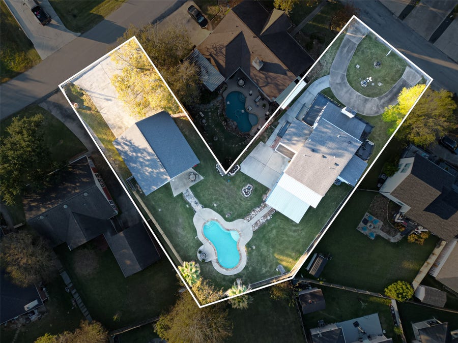 Property photo for 805 Lake View Drive, Montgomery, TX