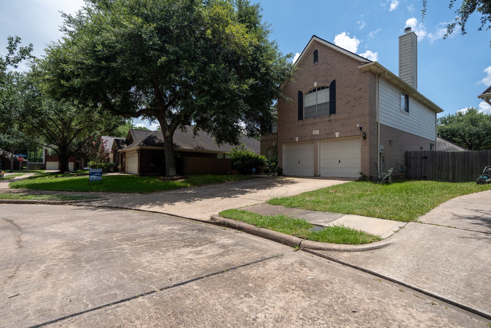 210 Windrift Court, Sugar Land, TX 77479