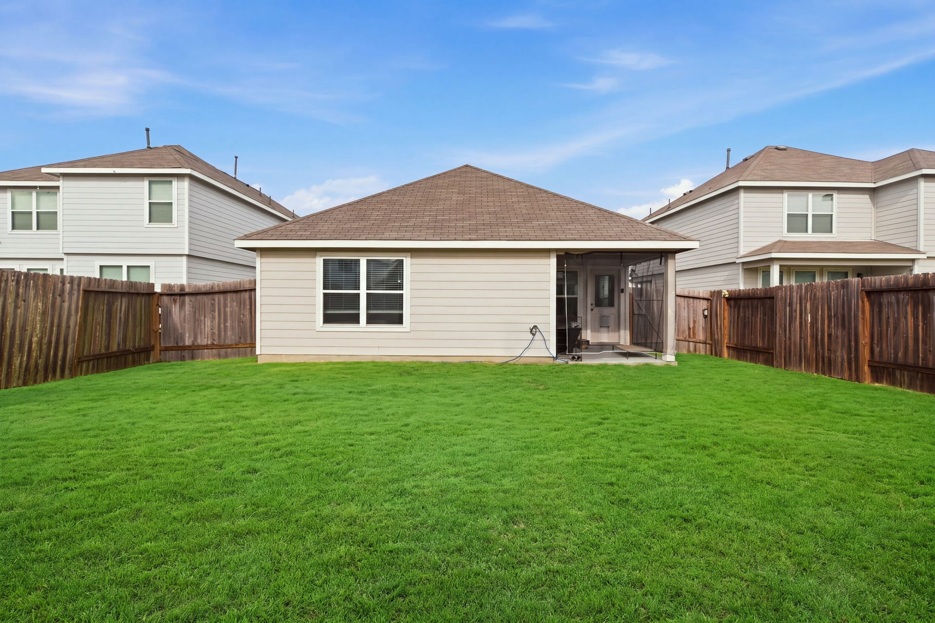5315 Brooklyn Rose Drive, Rosharon, TX 77583 5315 Brooklyn Rose Drive, Rosharon, TX 77583