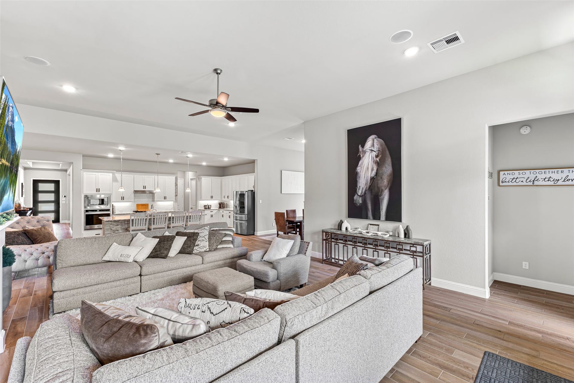 20911 Preakness Stakes Trl, Tomball, TX 77377 20911 Preakness Stakes Trl, Tomball, TX 77377