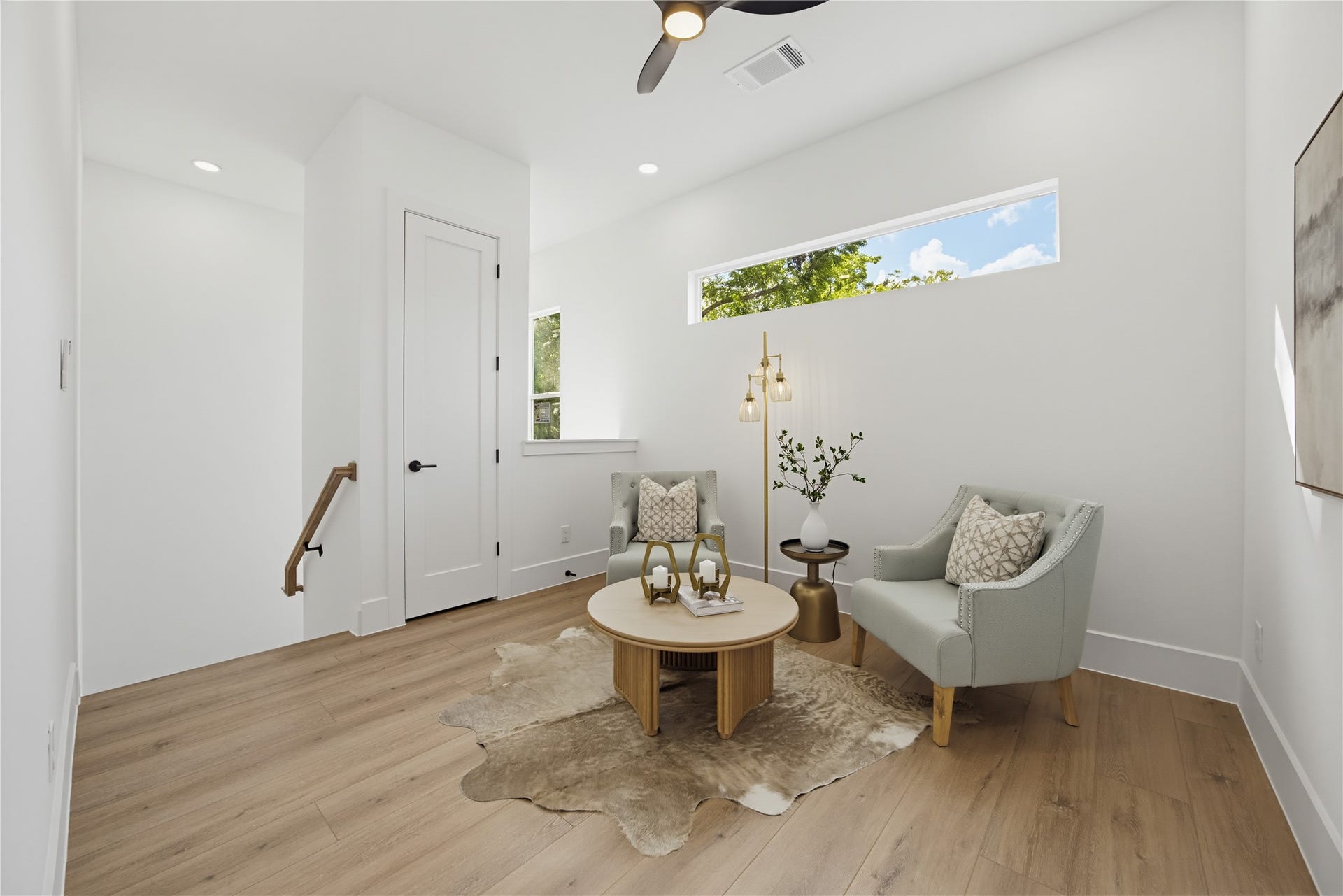 1004 E 35th Street, Houston, TX 77022 1004 E 35th Street, Houston, TX 77022