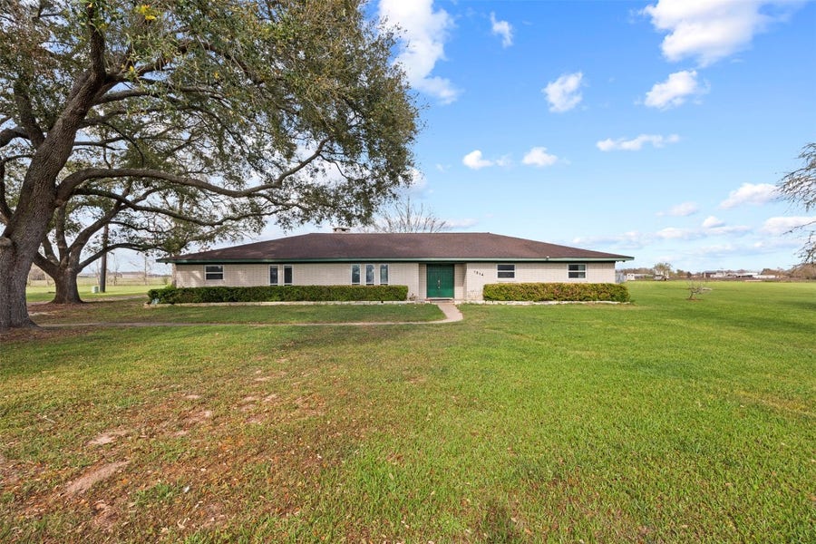 Property photo for 1514 Fm 359 Road, Brookshire, TX