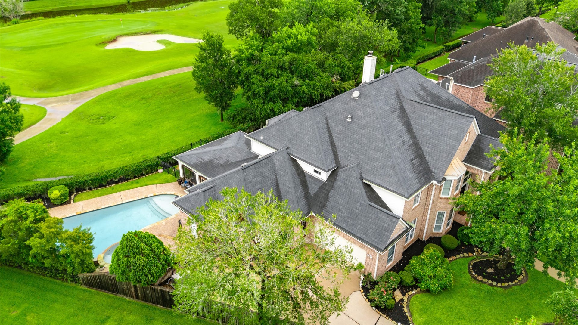 8703 Stones Throw Lane, Missouri City, TX 77459 Perfectly located on the 12 green! No back neighbors.