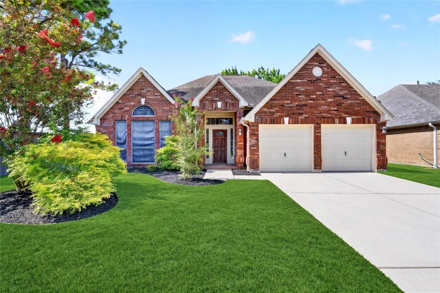 Property photo for 17414 Erin Way Court, Houston, TX