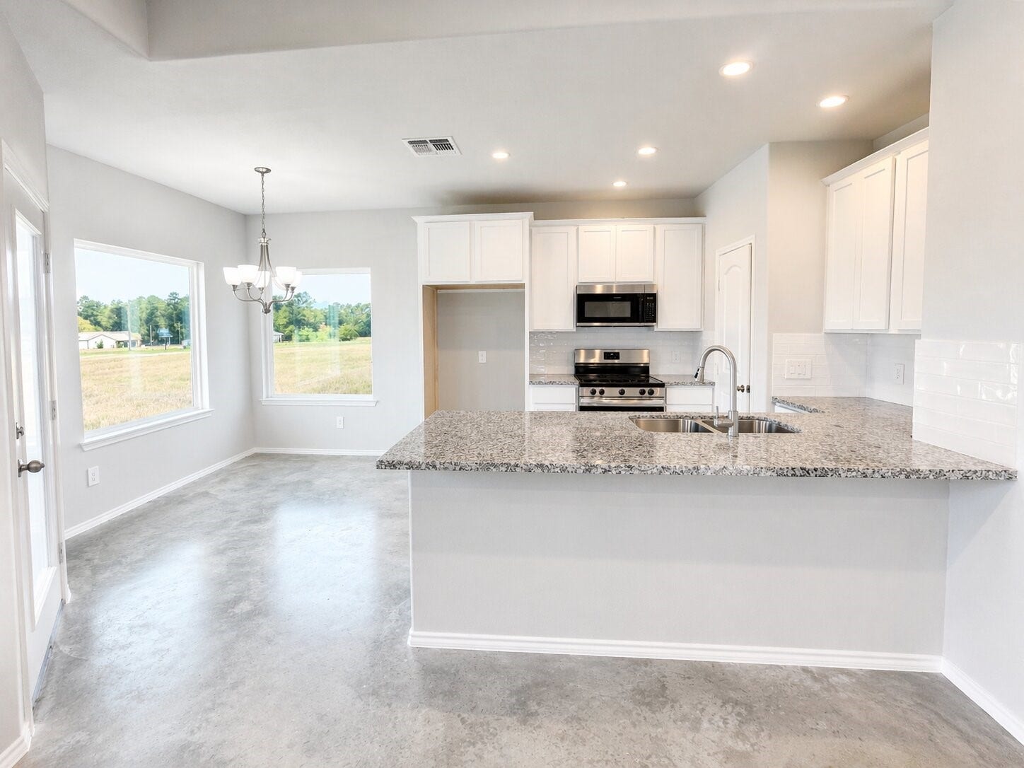 15622 Walnut Drive, Montgomery, TX 77356 ** Image is of a previous home.