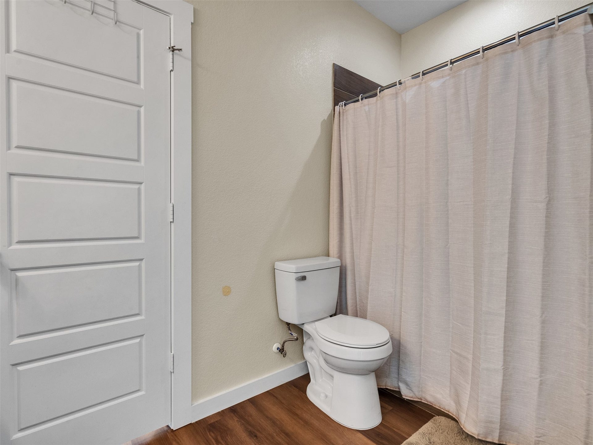16984 W Juneau, Montgomery, TX 77316 16984 W Juneau, Montgomery, TX 77316