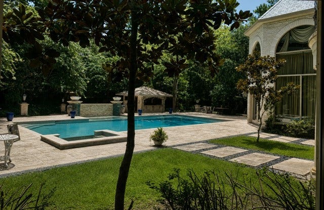 2802 Valley Way Drive, Houston, TX 77339 2802 Valley Way Drive, Houston, TX 77339