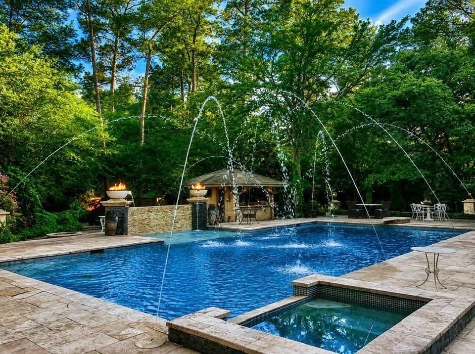 2802 Valley Way Drive, Houston, TX 77339 2802 Valley Way Drive, Houston, TX 77339