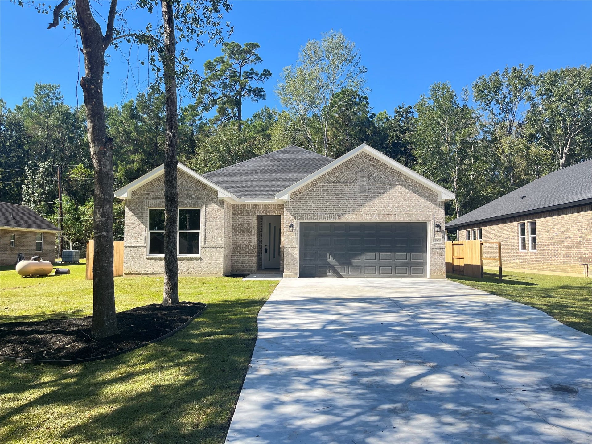 28807 Champion Oaks Dr, Magnolia, TX 77354 28807 Champion Oak long double wide driveway