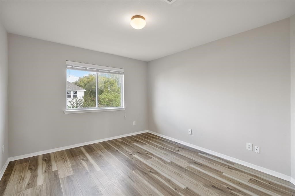 6105 Larrycrest Drive, Pearland, TX 77584 Bedroom 3
