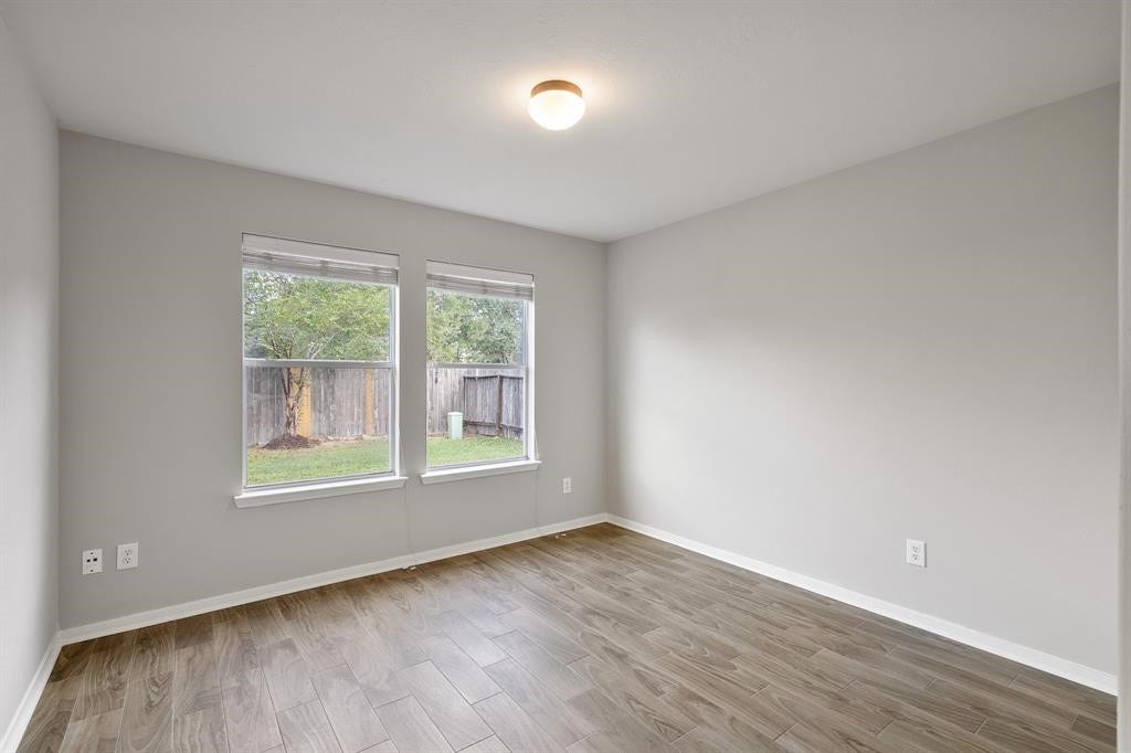 6105 Larrycrest Drive, Pearland, TX 77584 First Floor Bedroom / Study (Bedroom 1)