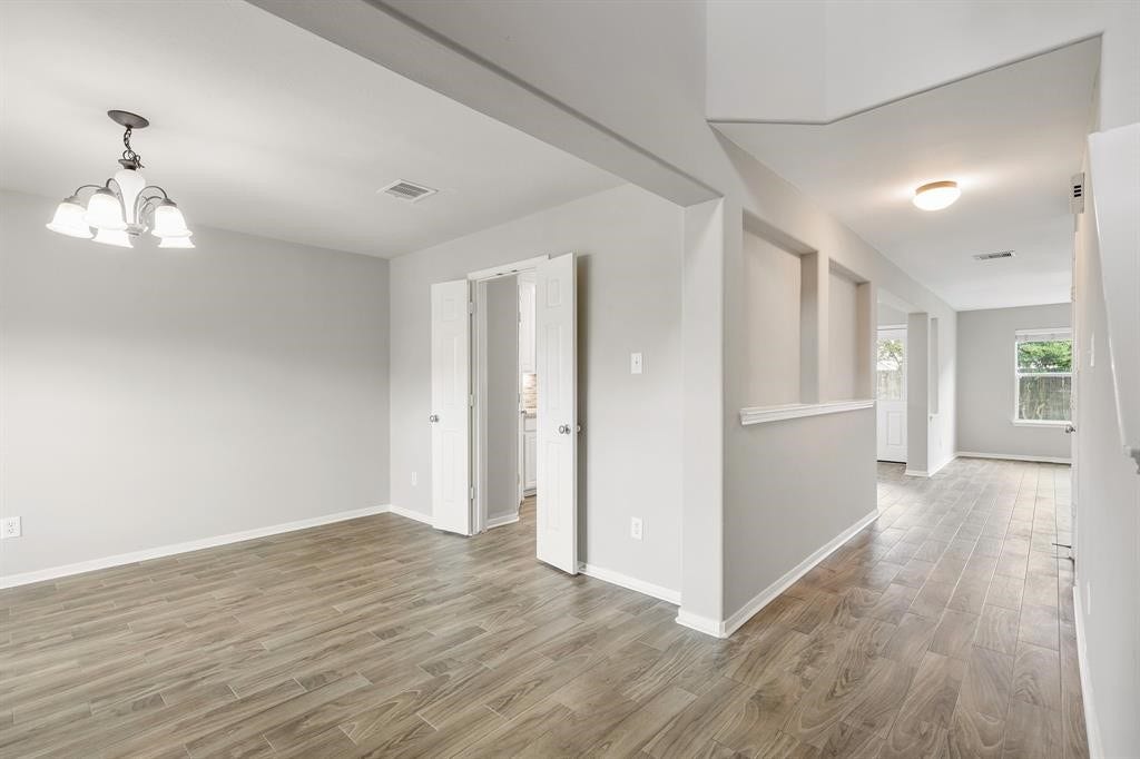 6105 Larrycrest Drive, Pearland, TX 77584 Formal Dining Room